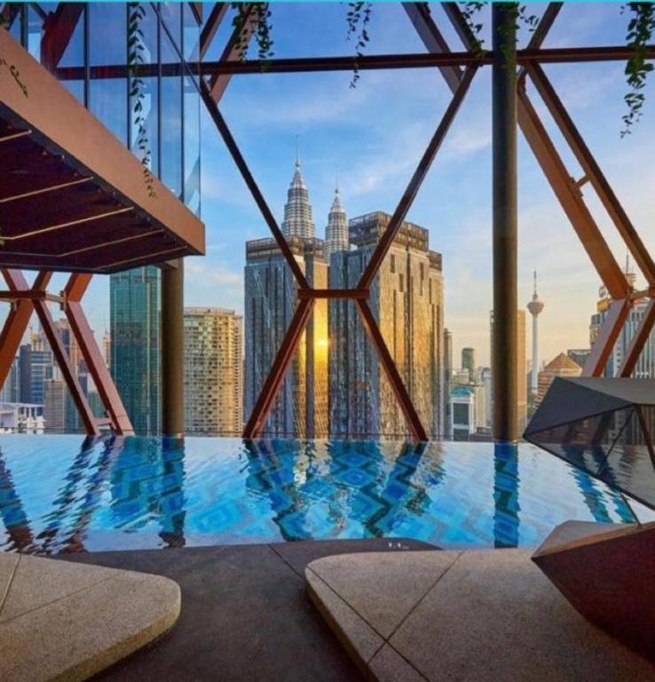 Scarletz Suites Klcc By Gc Luxury Suites Κουάλα Λουμπούρ Εξωτερικό φωτογραφία