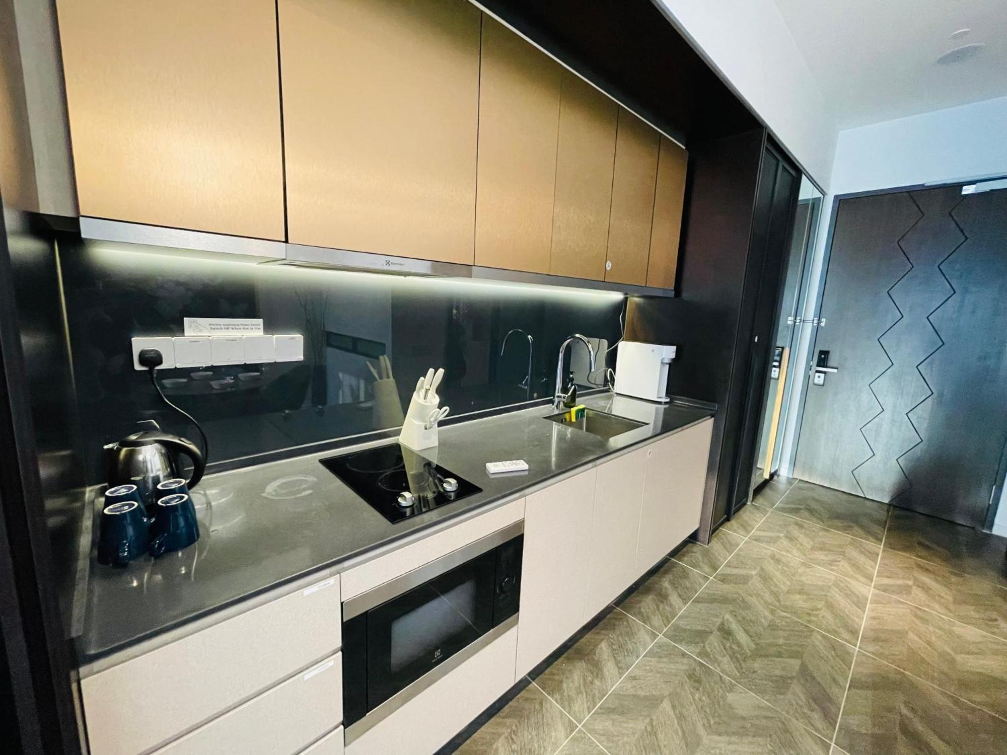 Scarletz Suites Klcc By Gc Luxury Suites Κουάλα Λουμπούρ Εξωτερικό φωτογραφία