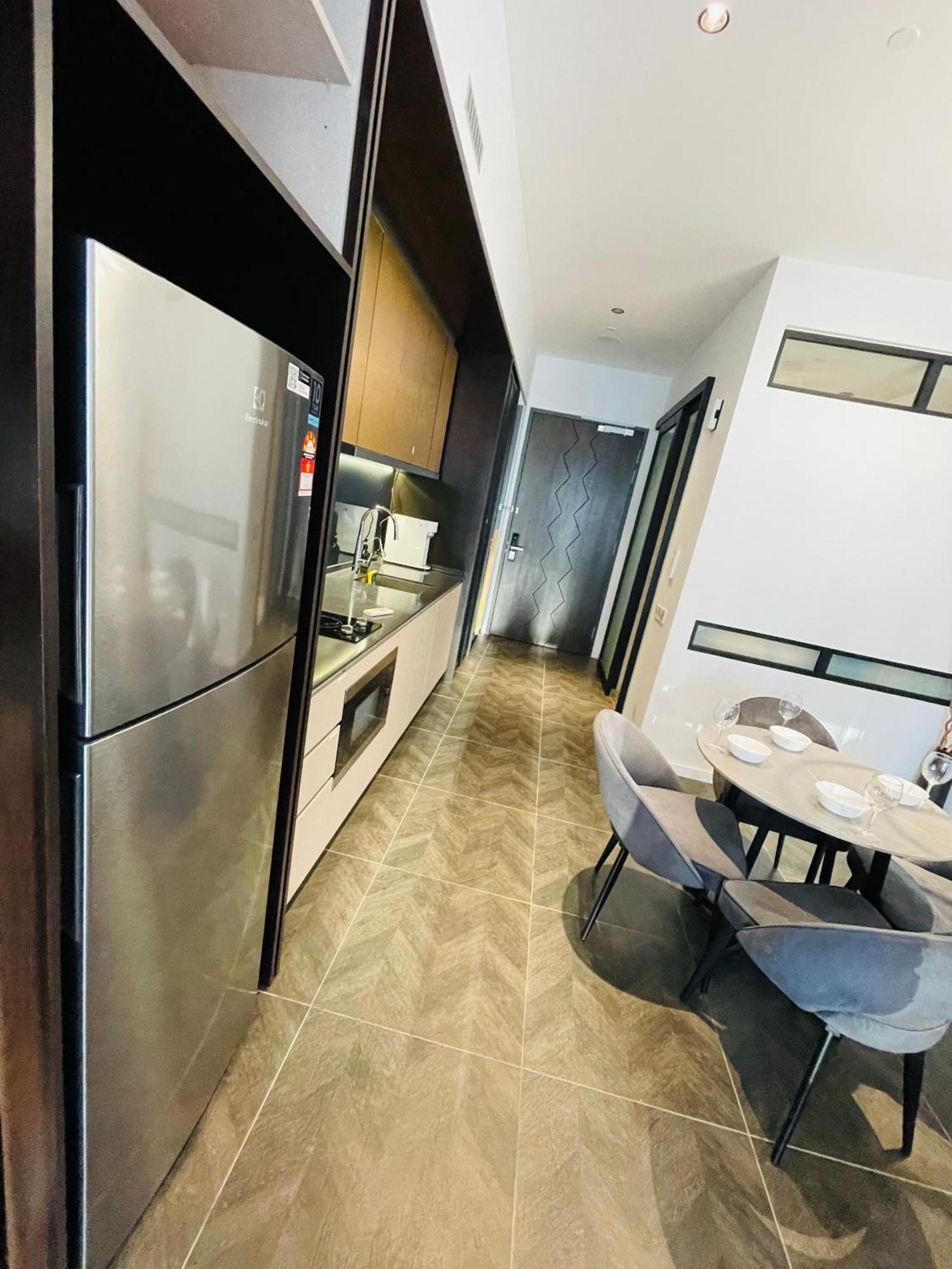 Scarletz Suites Klcc By Gc Luxury Suites Κουάλα Λουμπούρ Εξωτερικό φωτογραφία
